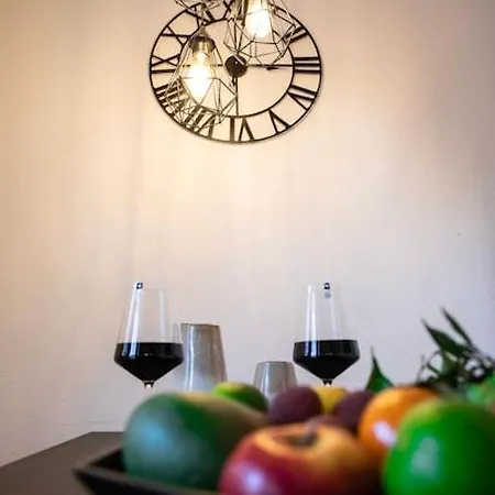 Appartement Modern Und Stilvoll Zwischen Innenstadt Und Rue *