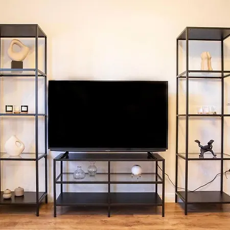 Modern Und Stilvoll Zwischen Innenstadt Und Rue * إسن