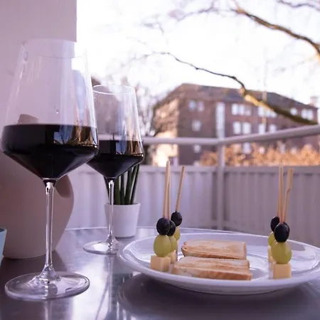 Modern Und Stilvoll Zwischen Innenstadt Und Rue *