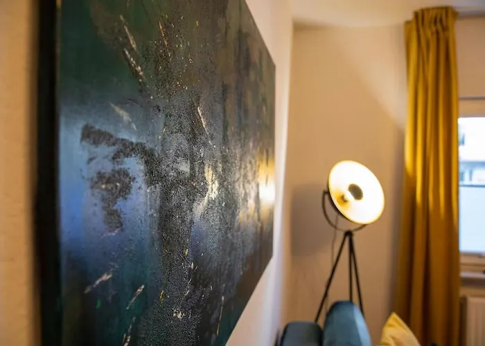 Modern Und Stilvoll Zwischen Innenstadt Und Rü * Essen